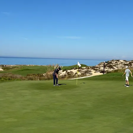 Del Rey - Spacious And Bright Townhouse With Golf View Casa de Férias Amoreira (Leiria)