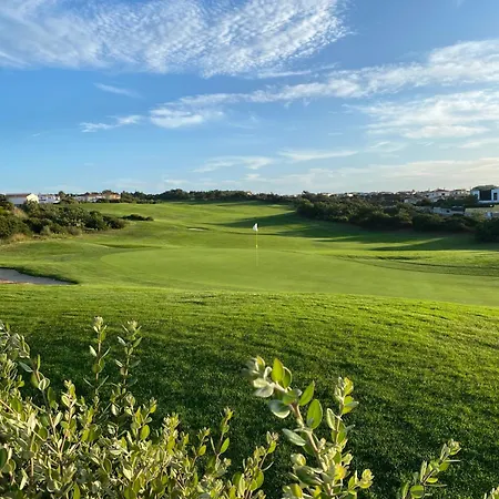 Casa de Férias Del Rey - Spacious And Bright Townhouse With Golf View Amoreira (Leiria)